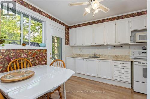 2 Corbett Crescent, Aurora, ON - Indoor