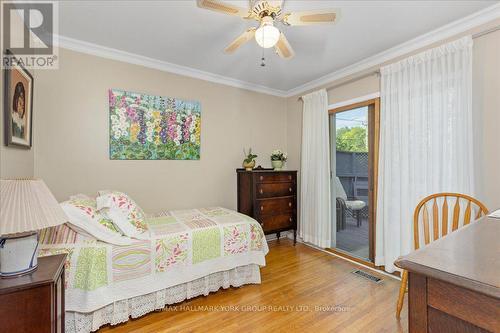 2 Corbett Crescent, Aurora, ON - Indoor Photo Showing Bedroom