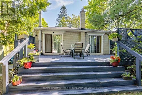 2 Corbett Crescent, Aurora, ON - Outdoor With Deck Patio Veranda