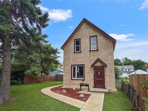 428 11th Street  Brandon, MB R7A 4K1