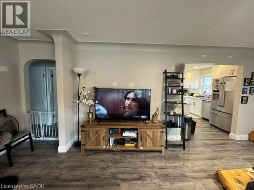 49 Edinburgh Road Unit# Main, Kitchener, ON - Indoor