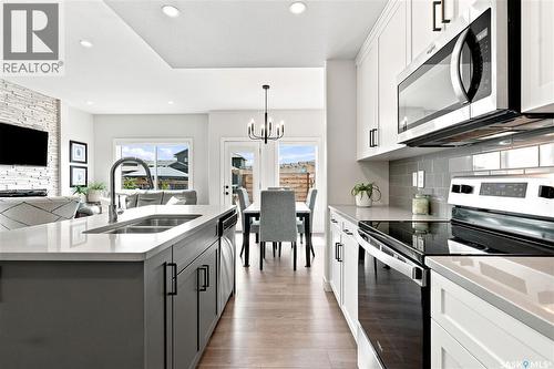 850 Brighton Gate, Saskatoon, SK - Indoor Photo Showing Kitchen With Stainless Steel Kitchen With Double Sink With Upgraded Kitchen