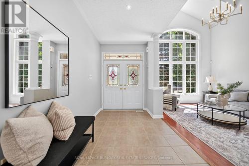 2203 Turnberry Road, Burlington, ON - Indoor