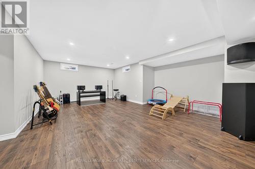 2203 Turnberry Road, Burlington, ON - Indoor
