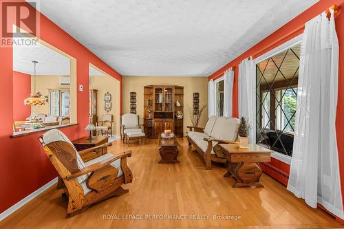 828 Principale Street, Casselman, ON - Indoor Photo Showing Other Room