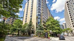 PH6 - 211 ST PATRICK STREET  Toronto, ON M5T 2Y9