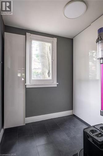 435 Dundurn Street S, Hamilton, ON - Indoor Photo Showing Other Room