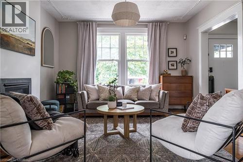 435 Dundurn Street S, Hamilton, ON - Indoor Photo Showing Living Room With Fireplace