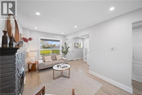 305 Weir Street N, Hamilton, ON - Indoor Photo Showing Living Room With Fireplace