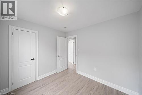 305 Weir Street N, Hamilton, ON - Indoor Photo Showing Other Room
