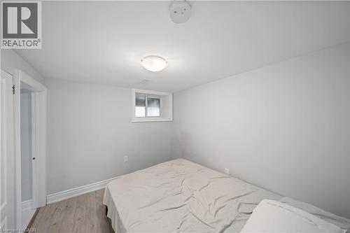 305 Weir Street N, Hamilton, ON - Indoor Photo Showing Bedroom