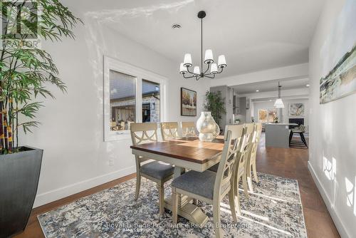 32 Fraser Drive, Quinte West (Sidney Ward), ON - Indoor Photo Showing Dining Room