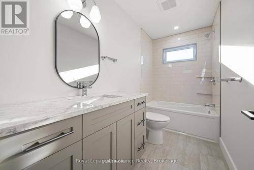 32 Fraser Drive, Quinte West (Sidney Ward), ON - Indoor Photo Showing Bathroom