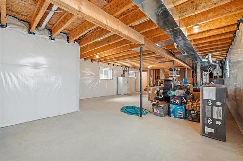 7 George Barone Bay, Winnipeg, MB - Indoor Photo Showing Basement