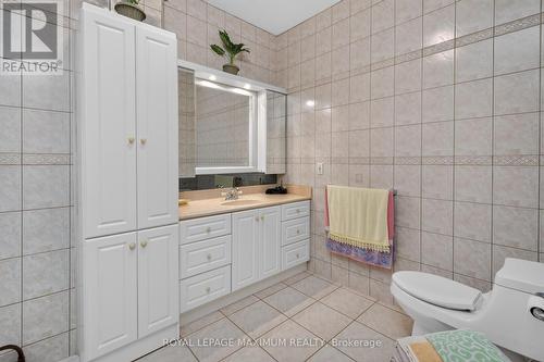 378 Rustic Road, Toronto, ON - Indoor Photo Showing Bathroom