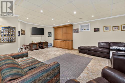 378 Rustic Road, Toronto, ON - Indoor Photo Showing Other Room