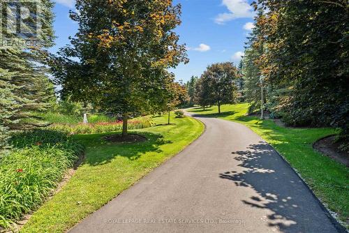 One of Campbellville's Exceptional Luxury Estates! - 10090 Pineview Trail, Milton, ON - Outdoor