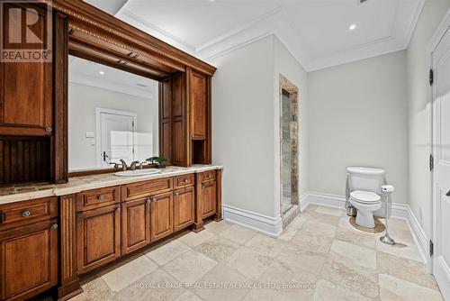 Ideal for Multi-Generational Living or Guests - 10090 Pineview Trail, Milton, ON - Indoor Photo Showing Bathroom
