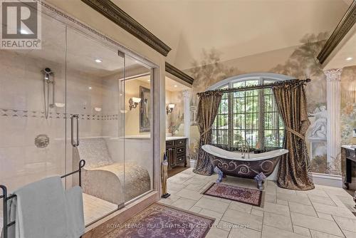 Spa-Inspired 7-PC Primary Ensuite w/Steam Shower - 10090 Pineview Trail, Milton, ON - Indoor Photo Showing Bathroom