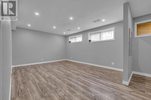 924 Rex Avenue, Ottawa, ON 