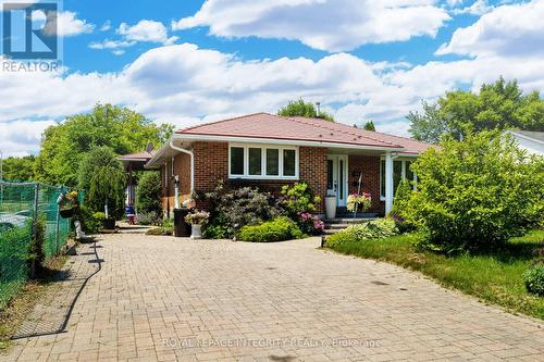 924 Rex Avenue, Ottawa, ON 