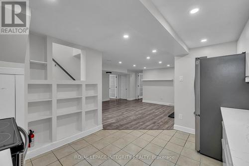 924 Rex Avenue, Ottawa, ON 