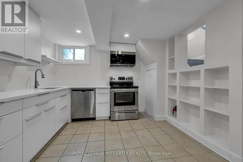 924 Rex Avenue, Ottawa, ON 