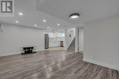 924 Rex Avenue, Ottawa, ON 