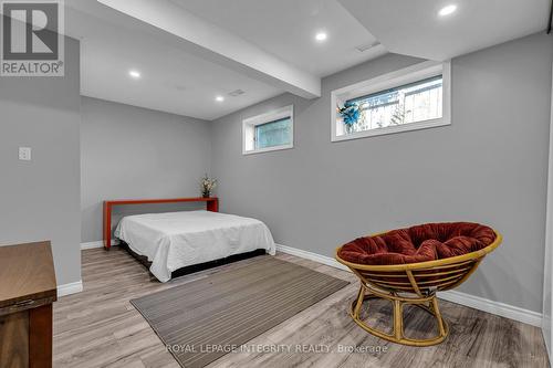 924 Rex Avenue, Ottawa, ON 