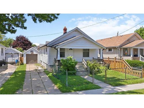 235 RUSSELL Street SOUTH Sarnia, ON N7T 3L7