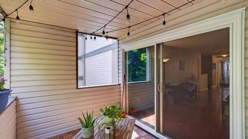 9-3000 Richter Street, Kelowna, BC - Outdoor With Exterior