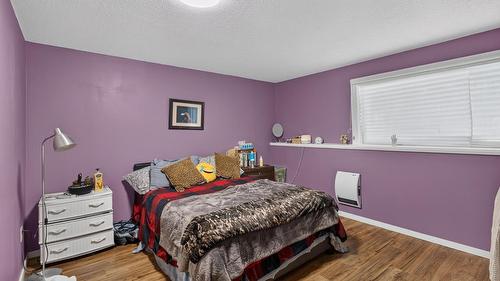 9-3000 Richter Street, Kelowna, BC - Indoor Photo Showing Bedroom