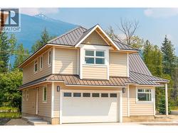 2014 Lanzo Lane Revelstoke, BC V0E 2S1