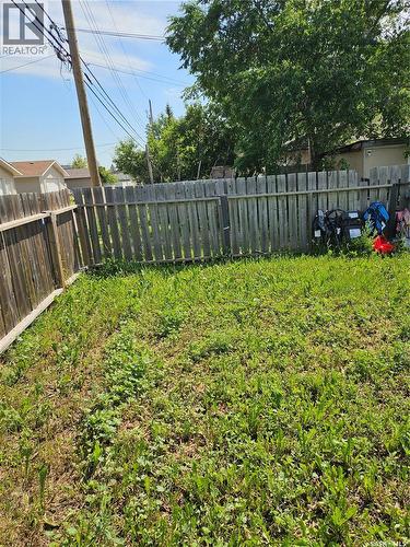 1415 Bond Street, Regina, SK - Outdoor