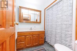 Second Floor 4-Piece Bathroom - 