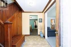 Welcoming foyer - 
