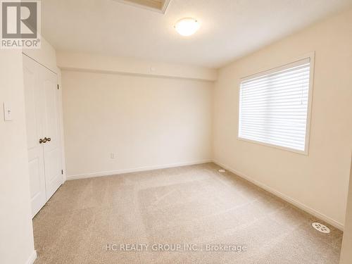 124 - 2645 Eaglesham Path, Oshawa, ON - Indoor Photo Showing Other Room