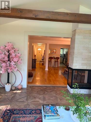 2595 Altadena Court, Mississauga, ON - Indoor Photo Showing Other Room