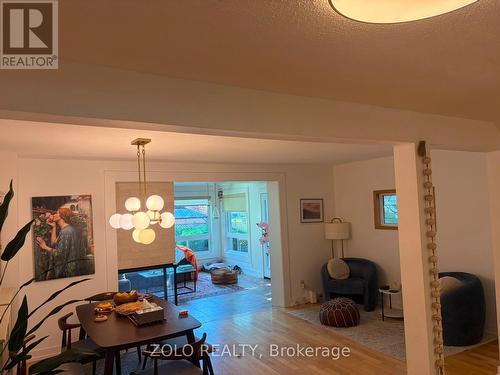 2595 Altadena Court, Mississauga, ON - Indoor