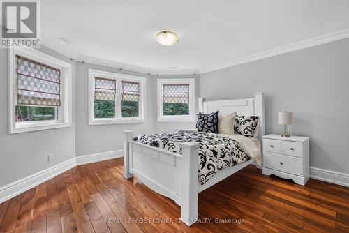 1 Flaherty Lane, Caledon, ON - Indoor Photo Showing Bedroom