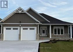 32 - 222 SCHOONER DRIVE Norfolk, ON N0A 1N3