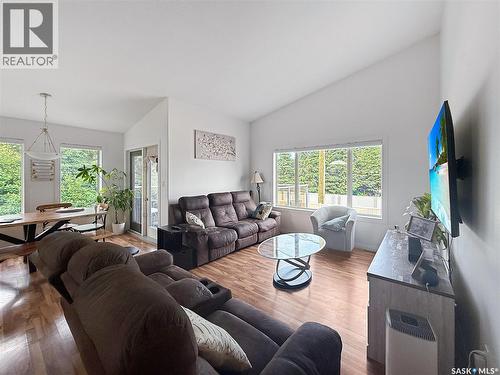 731 Adamson Crescent, Shellbrook, SK - Indoor Photo Showing Living Room