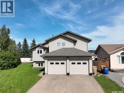 731 Adamson Crescent, Shellbrook, SK - Outdoor