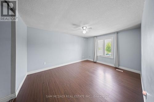 3949 Teakwood Drive, Mississauga, ON - Indoor Photo Showing Other Room