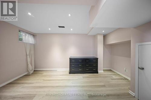 3949 Teakwood Drive, Mississauga, ON - Indoor