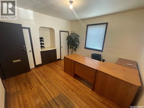 2318 8Th Street E, Saskatoon, SK 