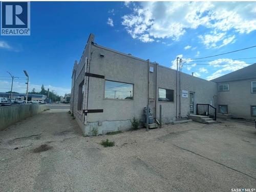 2318 8Th Street E, Saskatoon, SK 