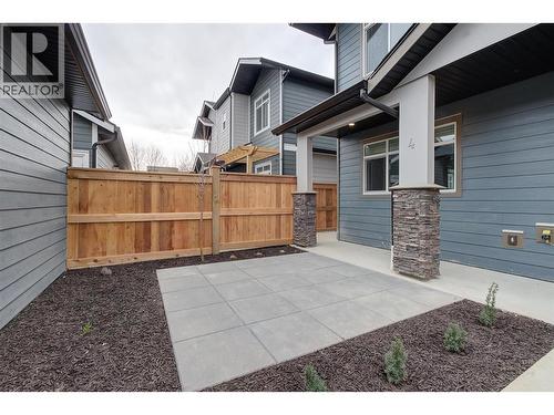 756 Glenwood Avenue Unit# 1, Kelowna, BC - Outdoor With Exterior