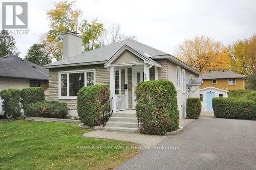 209 Knox Crescent, Ottawa, ON - Outdoor With Facade