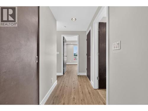 2040 Springfield Road Unit# 1407, Kelowna, BC - Indoor Photo Showing Other Room